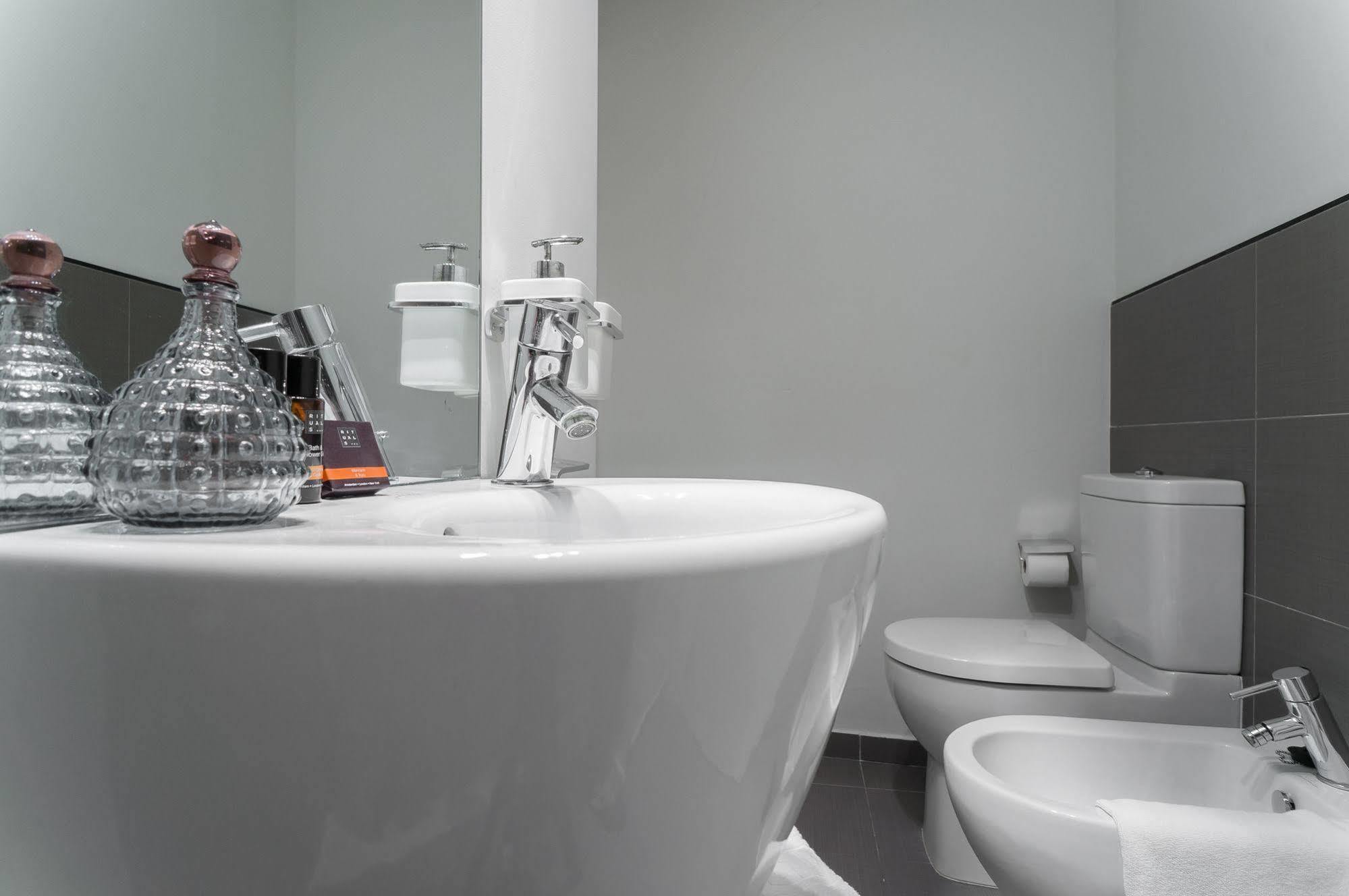Kirei Apartment Sombrereria Валенсия Экстерьер фото