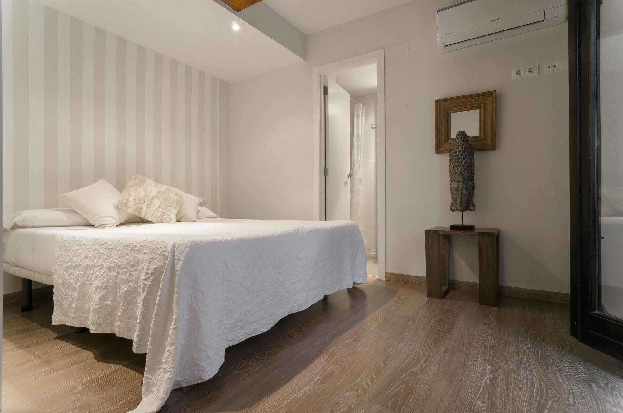 Kirei Apartment Sombrereria Валенсия Экстерьер фото